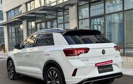 Volkswagen T-Roc I, 2022 год, 1 769 003 рублей, 4 фотография