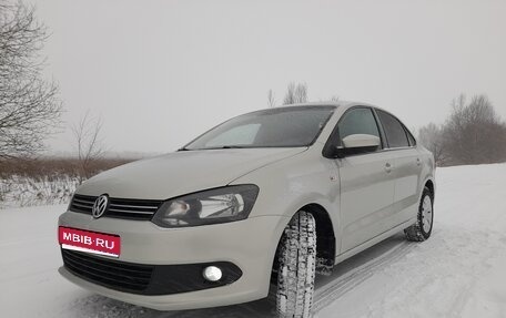 Volkswagen Polo VI (EU Market), 2014 год, 1 150 000 рублей, 1 фотография