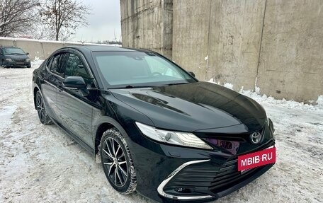 Toyota Camry, 2021 год, 3 100 000 рублей, 2 фотография
