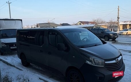 Opel Vivaro B, 2017 год, 2 050 000 рублей, 2 фотография