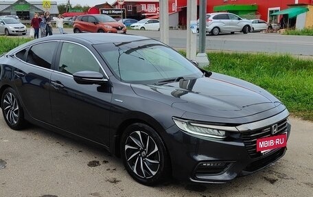 Honda Insight III, 2019 год, 2 000 000 рублей, 2 фотография