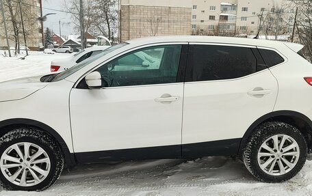 Nissan Qashqai, 2014 год, 1 555 000 рублей, 2 фотография