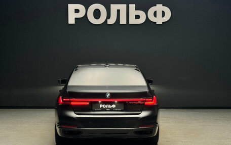 BMW 7 серия, 2019 год, 6 700 000 рублей, 4 фотография