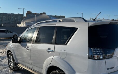 Mitsubishi Outlander III рестайлинг 3, 2010 год, 1 070 000 рублей, 3 фотография