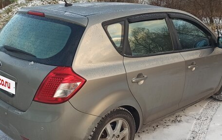 KIA cee'd I рестайлинг, 2010 год, 660 000 рублей, 3 фотография