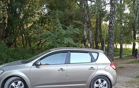 KIA cee'd I рестайлинг, 2010 год, 660 000 рублей, 11 фотография