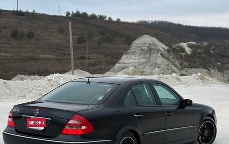 Mercedes-Benz E-Класс, 2005 год, 800 000 рублей, 6 фотография