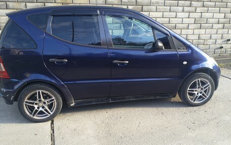 Mercedes-Benz A-Класс, 2000 год, 290 000 рублей, 2 фотография