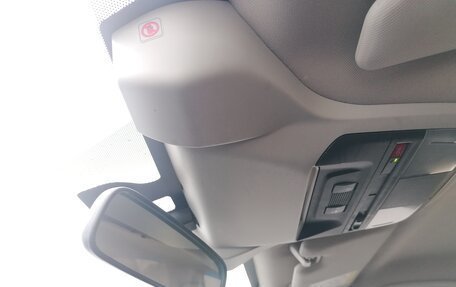 Subaru XV II, 2017 год, 1 600 000 рублей, 9 фотография