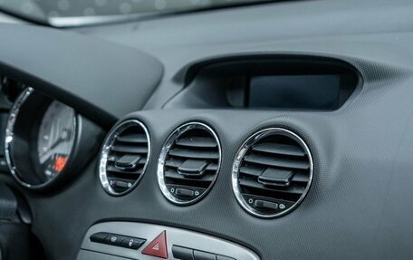 Peugeot 408 I рестайлинг, 2015 год, 784 000 рублей, 14 фотография