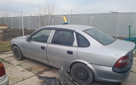 Opel Vectra B рестайлинг, 1997 год, 60 000 рублей, 4 фотография
