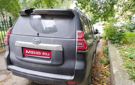 Toyota Land Cruiser Prado 150 рестайлинг 2, 2020 год, 4 000 000 рублей, 3 фотография