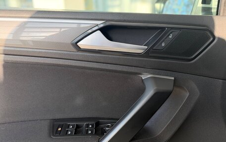 Volkswagen Tiguan I, 2018 год, 2 099 000 рублей, 16 фотография