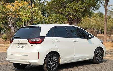 Honda Fit, 2024 год, 1 700 000 рублей, 5 фотография