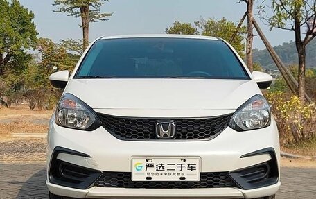 Honda Fit, 2024 год, 1 700 000 рублей, 2 фотография