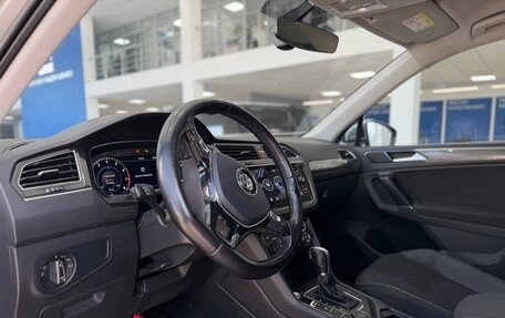 Volkswagen Tiguan I, 2018 год, 2 099 000 рублей, 17 фотография