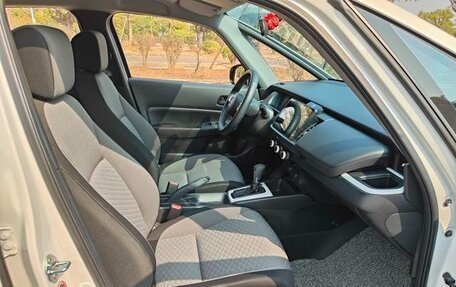 Honda Fit, 2024 год, 1 700 000 рублей, 16 фотография