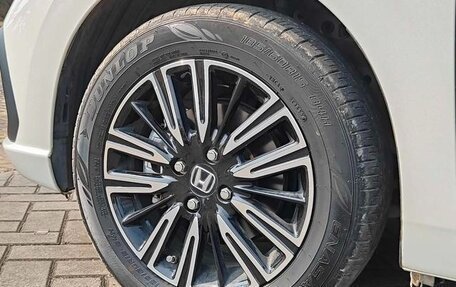 Honda Fit, 2024 год, 1 700 000 рублей, 22 фотография