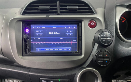 Honda Fit III, 2008 год, 690 000 рублей, 10 фотография