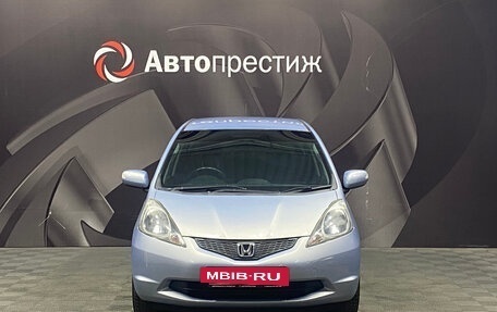 Honda Fit III, 2008 год, 690 000 рублей, 2 фотография
