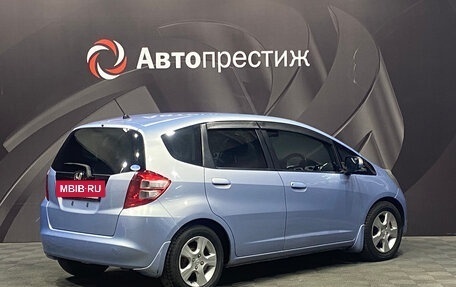 Honda Fit III, 2008 год, 690 000 рублей, 8 фотография