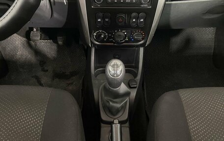 Nissan Almera, 2017 год, 850 000 рублей, 17 фотография