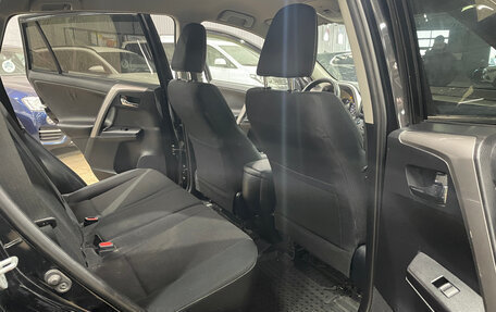 Toyota RAV4, 2019 год, 1 950 000 рублей, 29 фотография