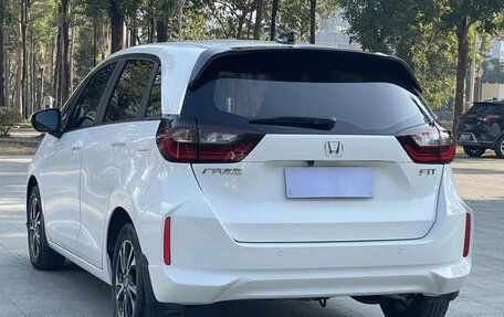 Honda Fit, 2023 год, 1 430 000 рублей, 6 фотография