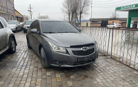 Chevrolet Cruze II, 2010 год, 380 000 рублей, 7 фотография