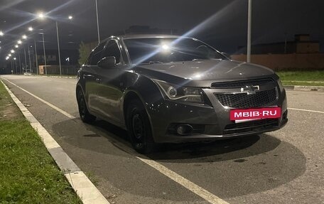 Chevrolet Cruze II, 2010 год, 380 000 рублей, 2 фотография