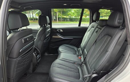 BMW X7, 2025 год, 13 050 000 рублей, 18 фотография