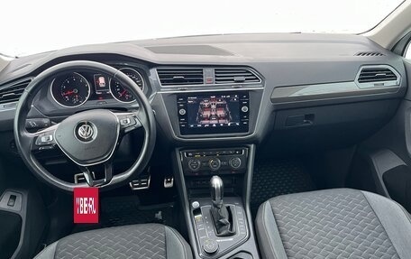 Volkswagen Tiguan II, 2018 год, 2 280 000 рублей, 17 фотография