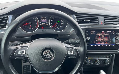 Volkswagen Tiguan II, 2018 год, 2 280 000 рублей, 22 фотография