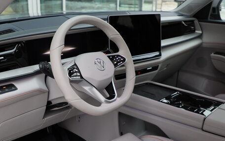 Volkswagen Teramont, 2025 год, 6 450 000 рублей, 9 фотография