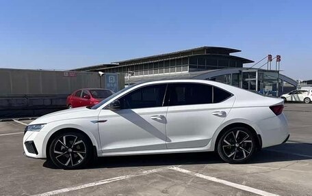 Skoda Octavia IV, 2022 год, 2 400 000 рублей, 5 фотография