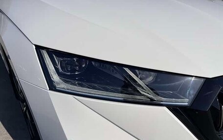 Skoda Octavia IV, 2022 год, 2 400 000 рублей, 18 фотография