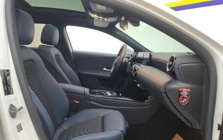 Mercedes-Benz A-Класс, 2021 год, 1 797 000 рублей, 7 фотография