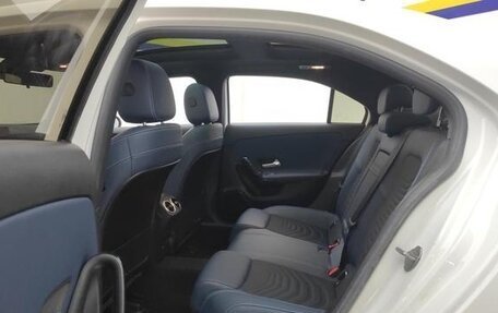 Mercedes-Benz A-Класс, 2021 год, 1 797 000 рублей, 13 фотография