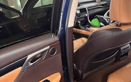 Lexus RX IV рестайлинг, 2018 год, 4 200 000 рублей, 8 фотография