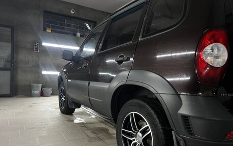 Chevrolet Niva I рестайлинг, 2011 год, 475 000 рублей, 11 фотография