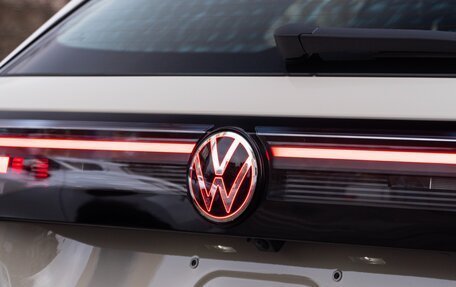 Volkswagen Tiguan, 2025 год, 4 990 000 рублей, 7 фотография