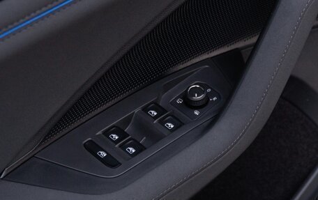 Volkswagen Tiguan, 2025 год, 4 990 000 рублей, 15 фотография