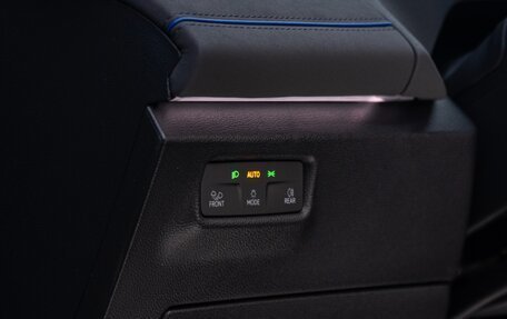 Volkswagen Tiguan, 2025 год, 4 990 000 рублей, 18 фотография