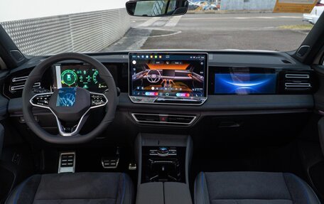 Volkswagen Tiguan, 2025 год, 4 990 000 рублей, 27 фотография