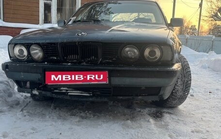 BMW 5 серия, 1988 год, 300 000 рублей, 11 фотография