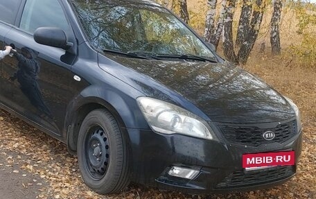 KIA cee'd I рестайлинг, 2010 год, 580 000 рублей, 3 фотография