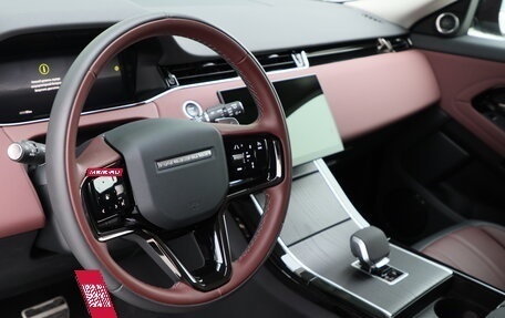 Land Rover Range Rover Evoque II, 2025 год, 6 450 000 рублей, 9 фотография