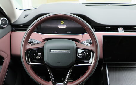 Land Rover Range Rover Evoque II, 2025 год, 6 450 000 рублей, 10 фотография