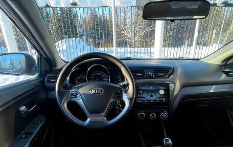 KIA Rio III рестайлинг, 2016 год, 989 000 рублей, 11 фотография