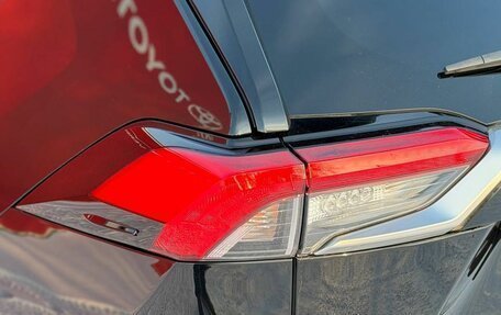 Toyota RAV4, 2021 год, 3 975 000 рублей, 8 фотография